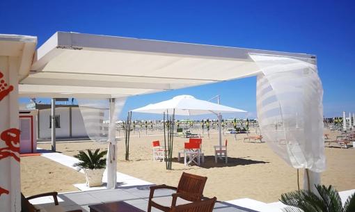 hotelgalassiarimini en june-vacation-beachfront-hotel-in-rimini 015